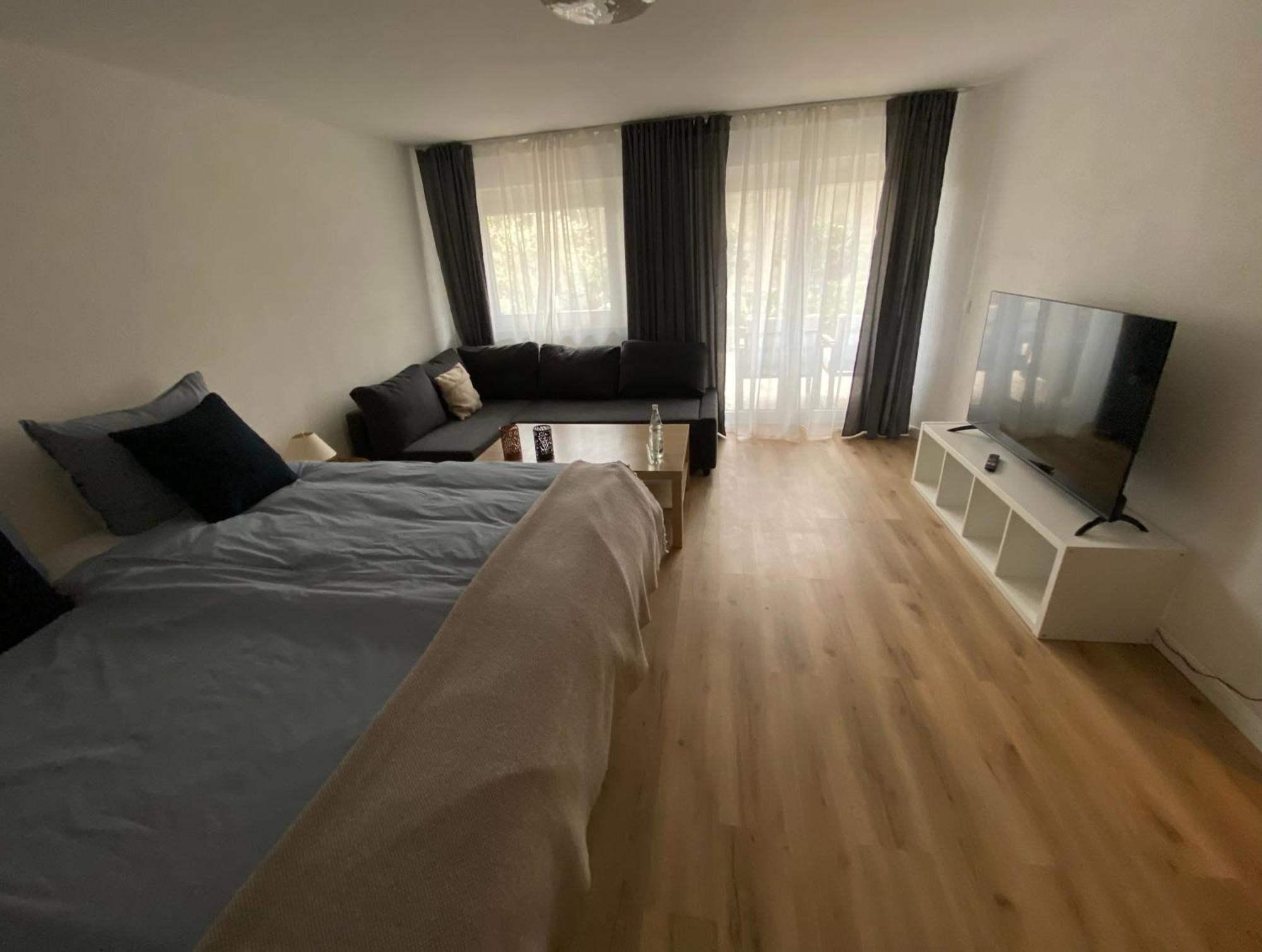 Pension Mit Moselblick Klotten Esterno foto