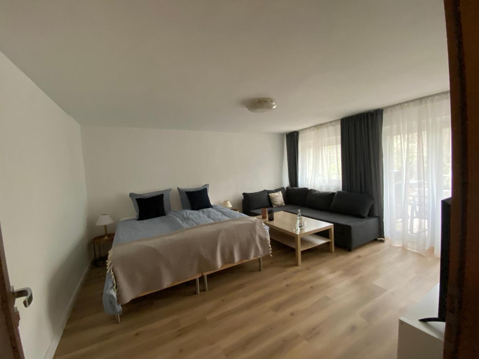 Pension Mit Moselblick Klotten Esterno foto